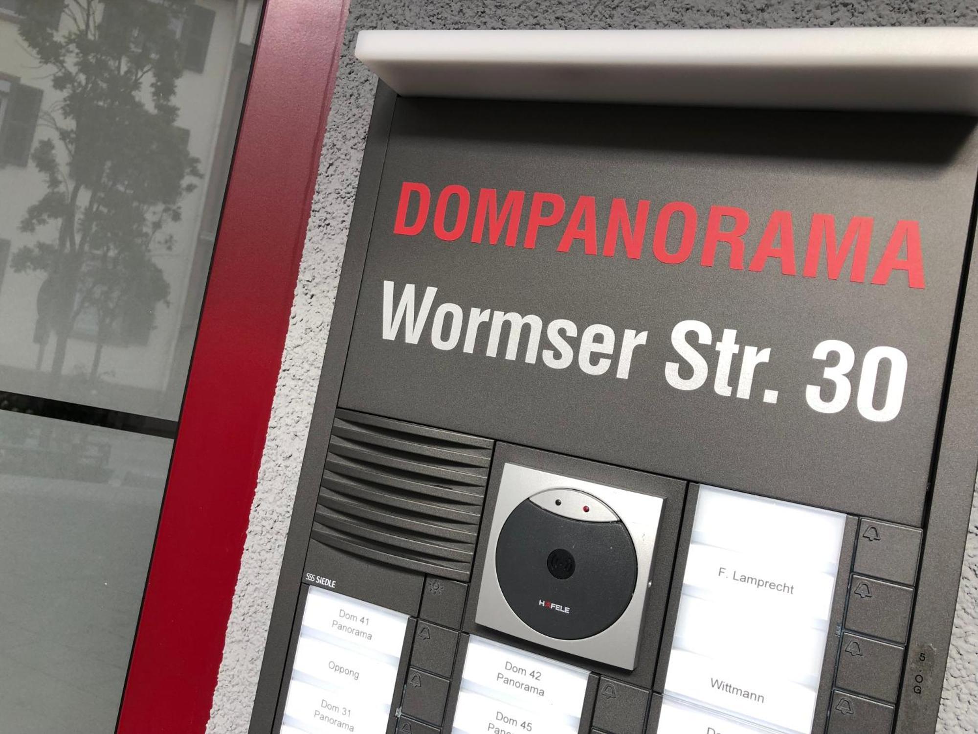 Dompanorama Der Weisse Pfau Apartment Fuer 2-4Pers Speyer Kültér fotó